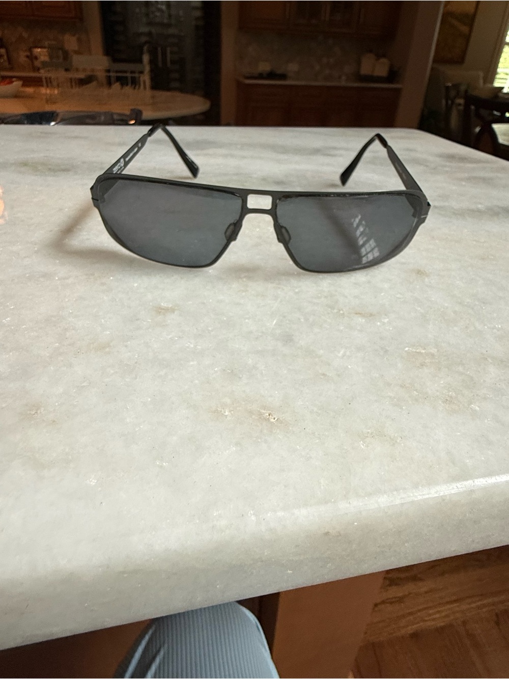 Men's Polarized Aviator Sunglasses - Black